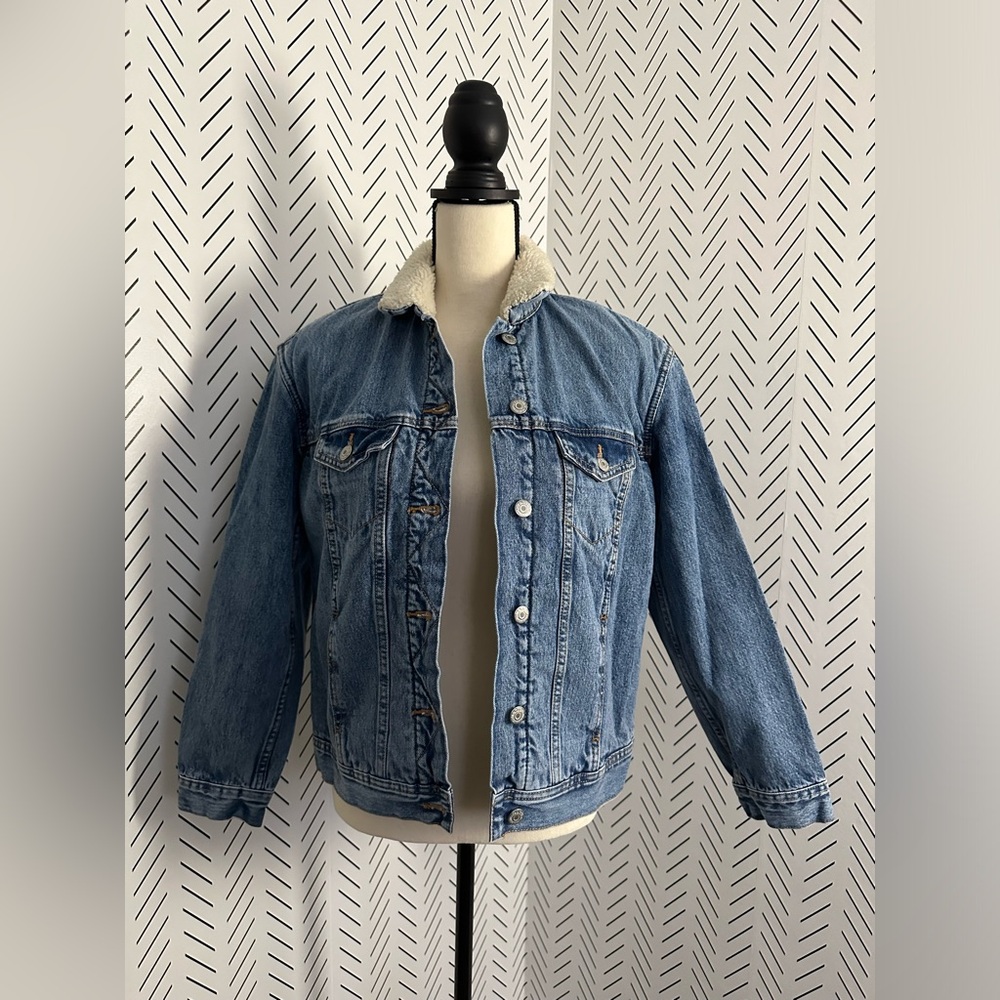 OLD Navy | Oversized Boyfriend Sherpa Denim Jacket | NWOT